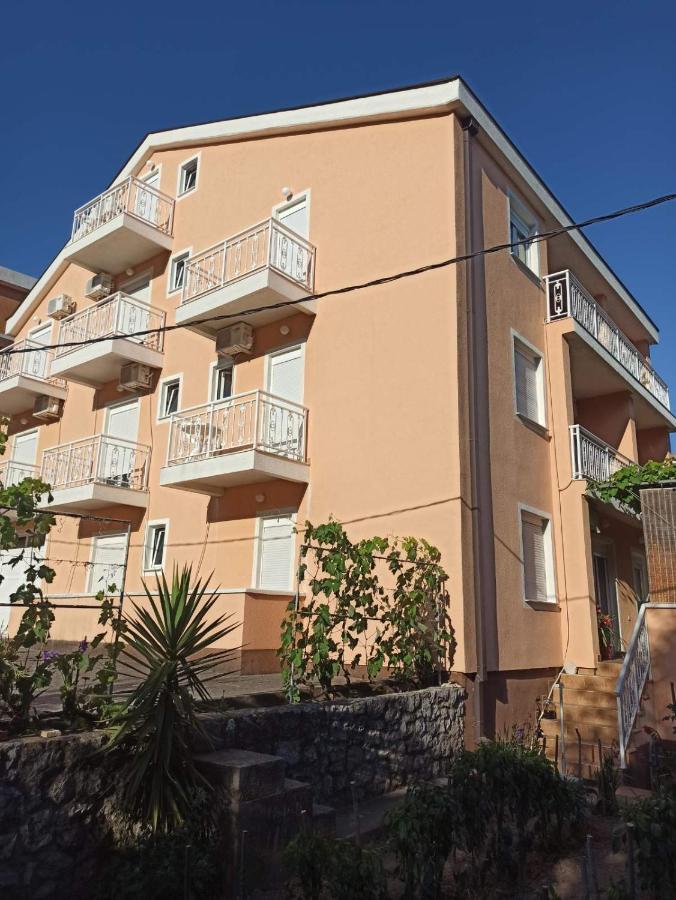 Apartments Parapid بودفا المظهر الخارجي الصورة