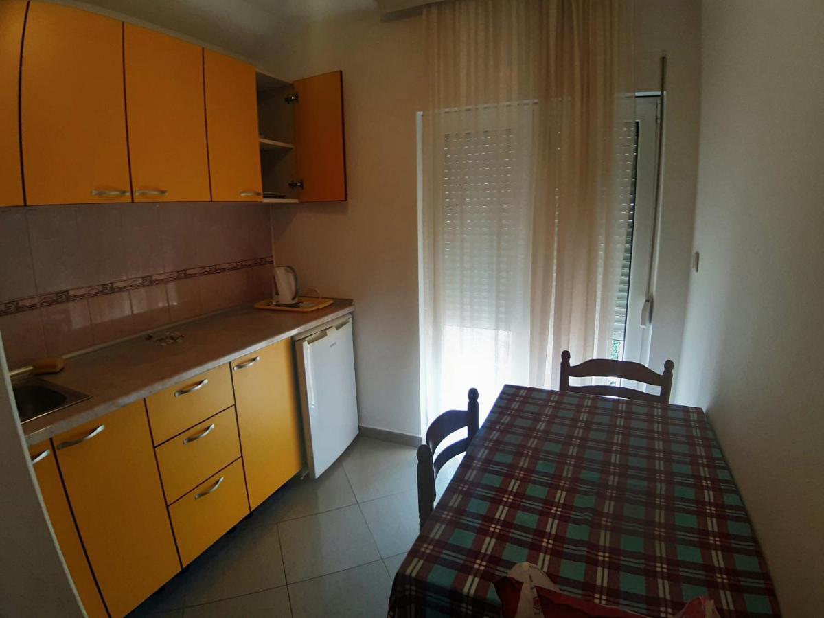 Apartments Parapid بودفا المظهر الخارجي الصورة