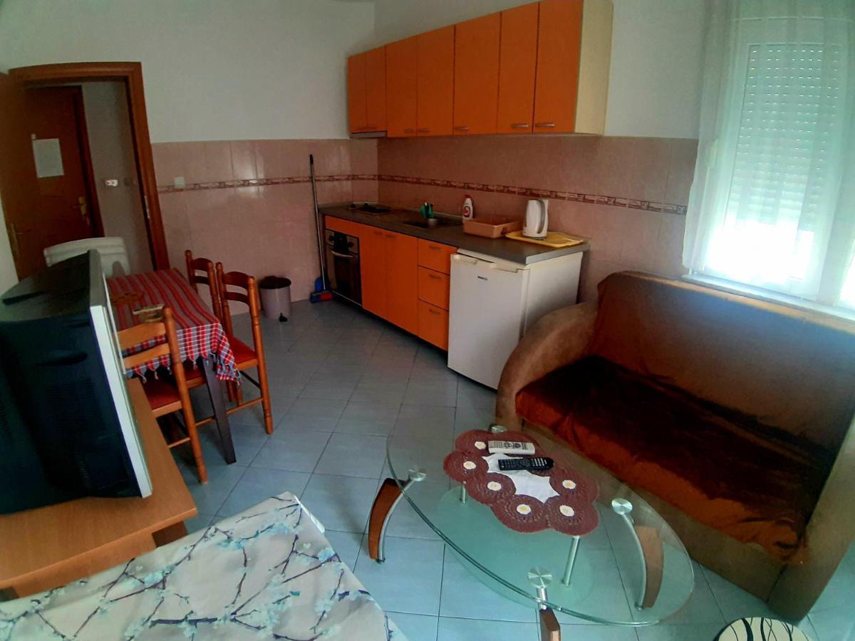 Apartments Parapid بودفا المظهر الخارجي الصورة