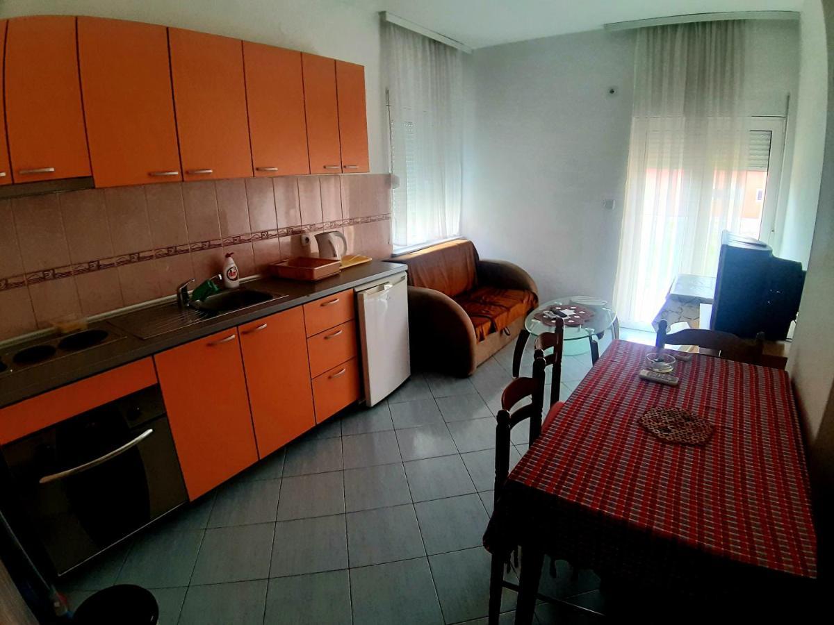 Apartments Parapid بودفا المظهر الخارجي الصورة